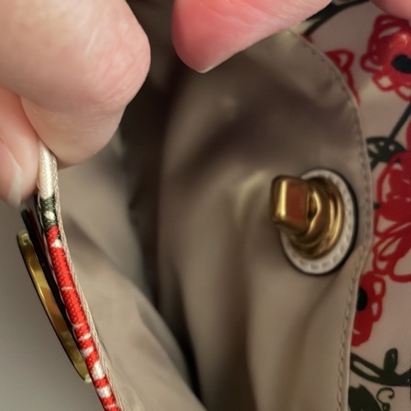 NWT coach poppy swing pack - Picture 4 of 6